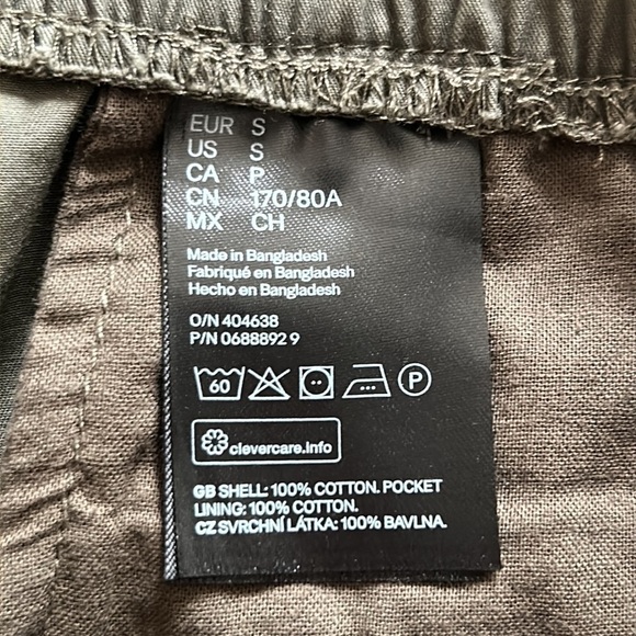 H&M Casual Pants Size Small - Picture 6 of 6